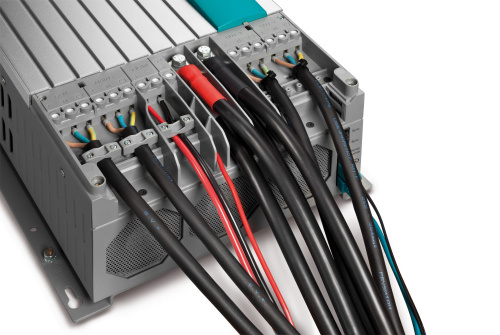 Mastervolt Mass Combi Pro 12/3000-150 (230 V)