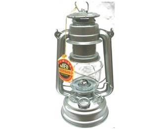 Feuerhand Stormlantaarn Stormlamp