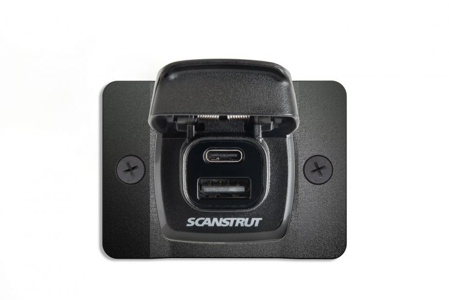 Scanstrut Flip Pro snellader waterdicht IPX4 USB-A en USB-C aansluiting 12 - 24 V met montageplaat