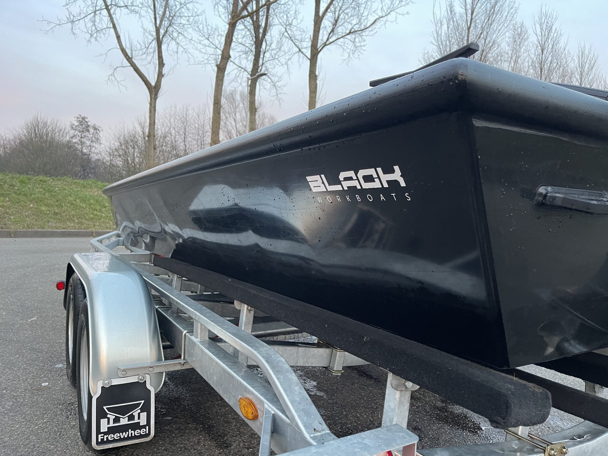 Black Workboats Blackjon 400