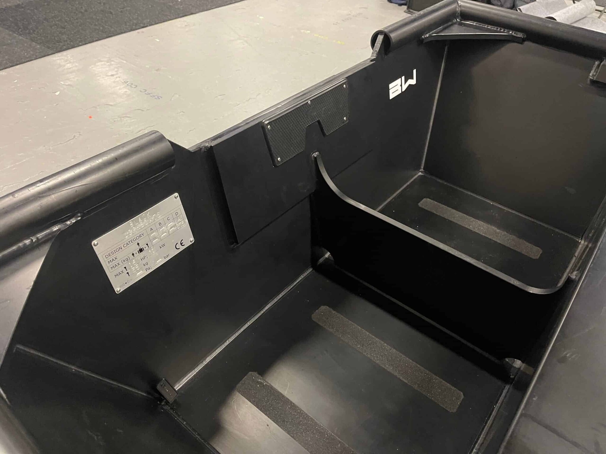 Black Workboats Blackjon 400