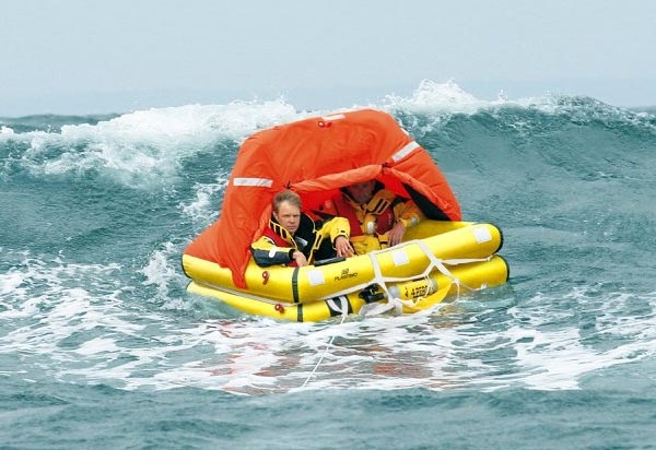 Is uw reddingsvlot nog betrouwbaar? Profiteer nu van onze Plastimo actie!