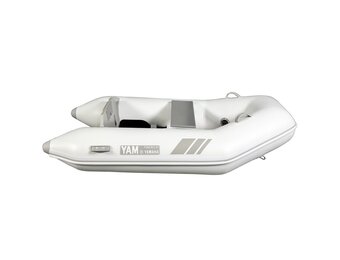 Yamaha YAM 200T met houten vloerdelen