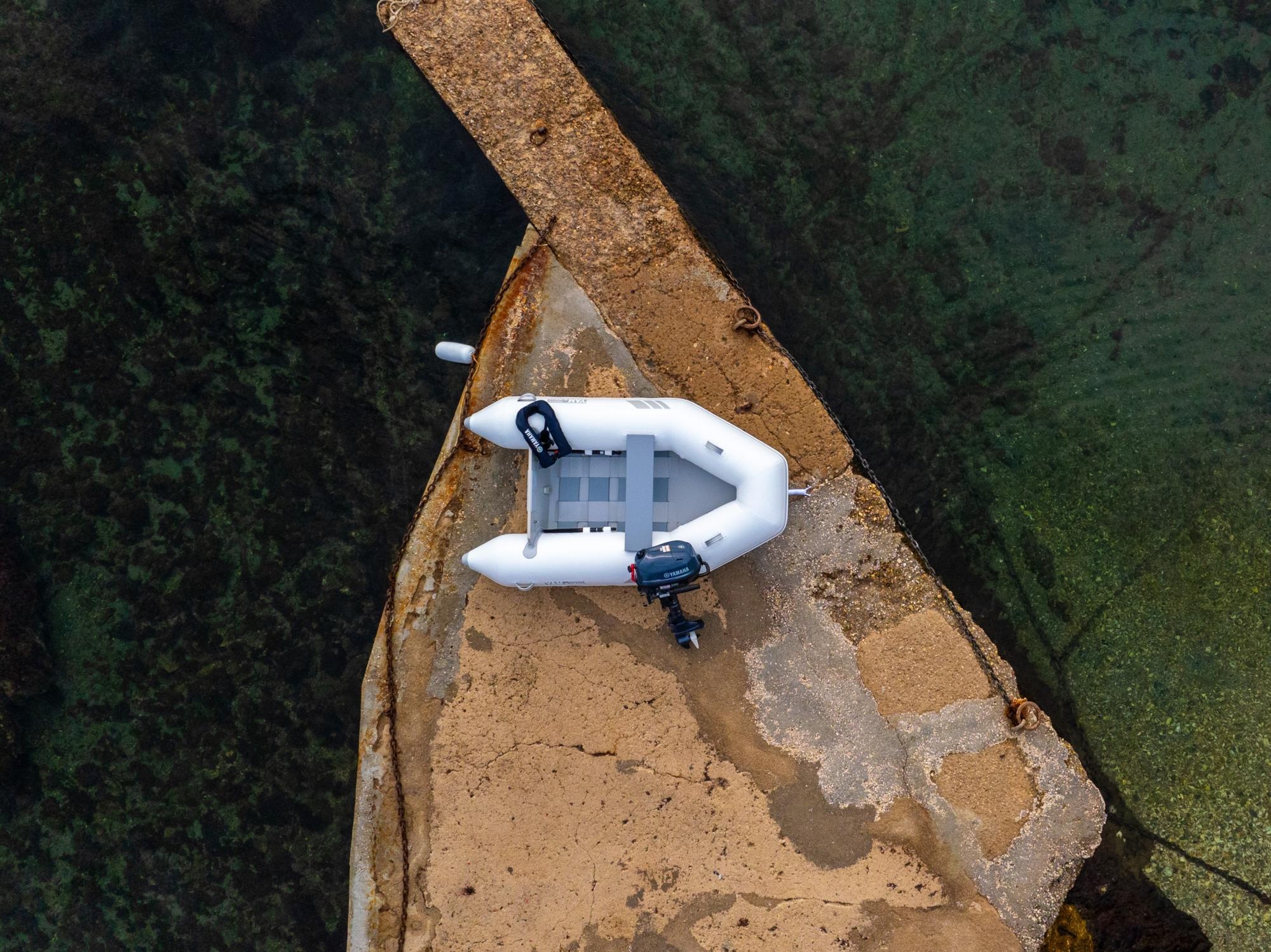 Yamaha YAM 240T met houten vloerdelen