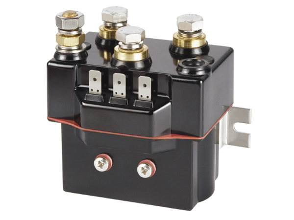 Quick SOLENOID 12 VOLT 2500 WATT, 3 AANSLUITINGEN