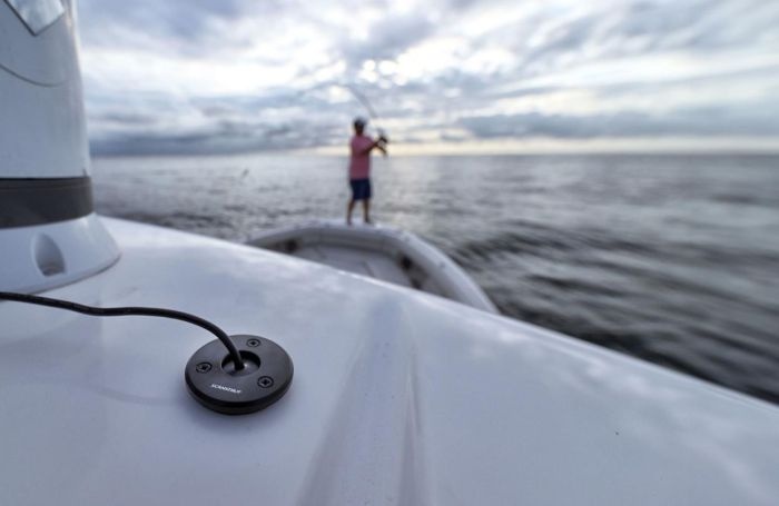 Scanstrut Dekdoorvoer LP kabel 9-14 mm en max connector 21 mm alu zwart