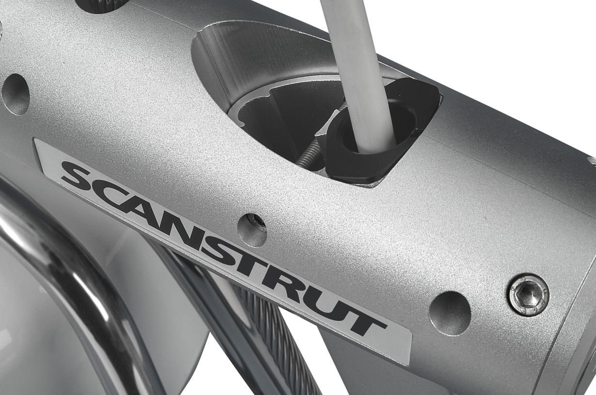 Scanstrut Radarbeugel cardanisch - stag montage F