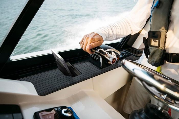 Scanstrut ROKK Wireless Aura oplader draadloos 10W (12/24V)