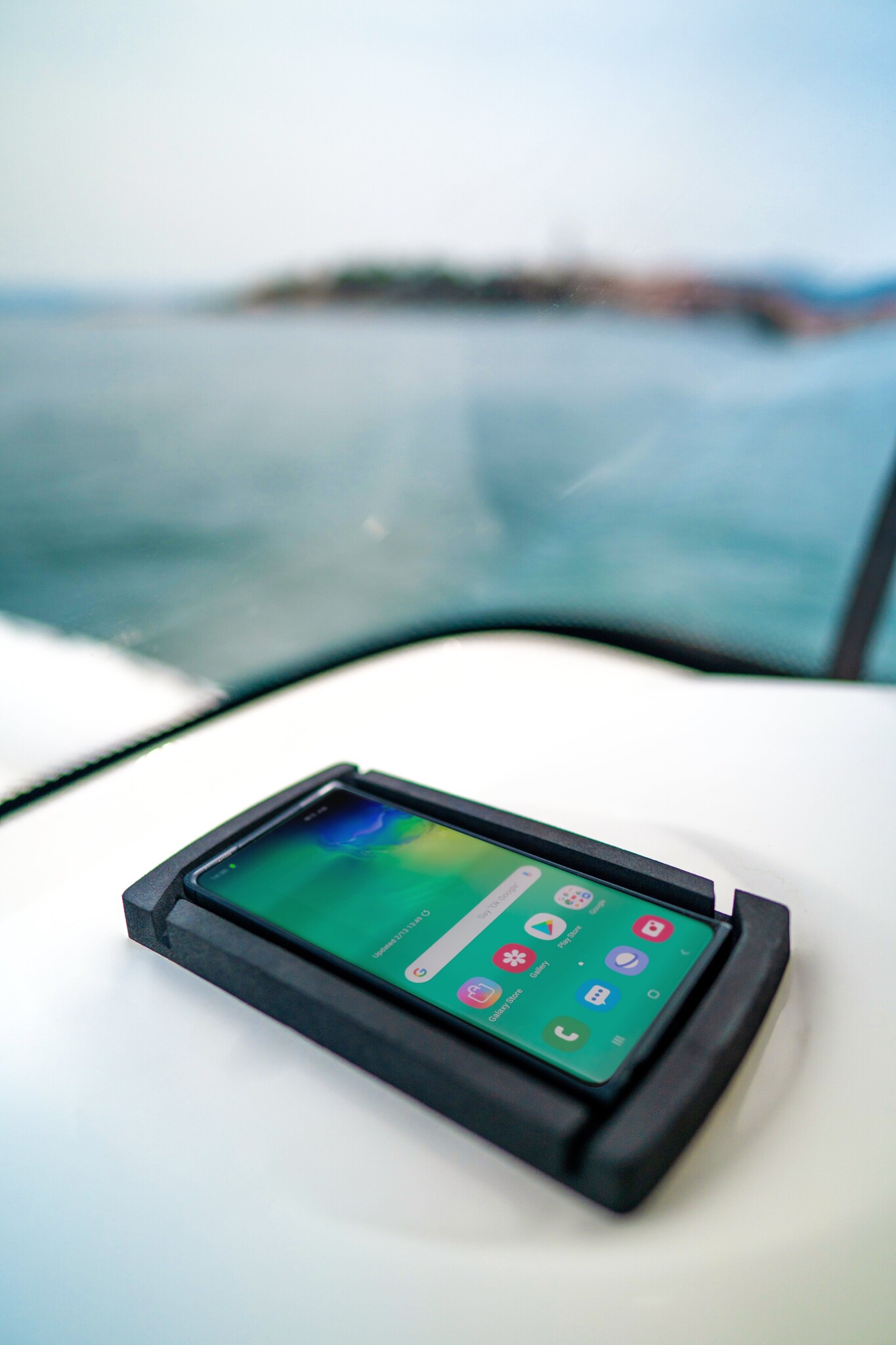 Scanstrut ROKK Wireless Catch oplader draadloos 10W (12/24V)