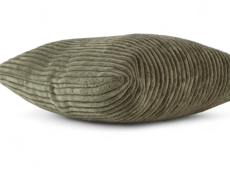 Olijfgroen sierkussen 45x45 cm van giant ribcord | luxe velours corduroy kussen voor de bank of op bed in olive, army green en moss green | Hondenbed.be