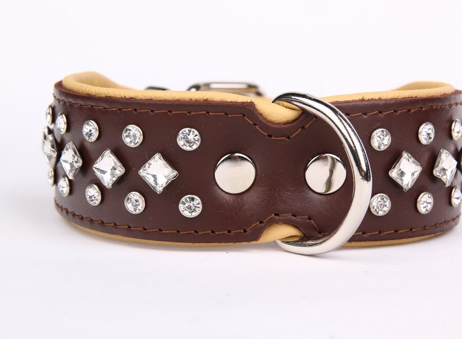 Lederhalsband mit Kristallen