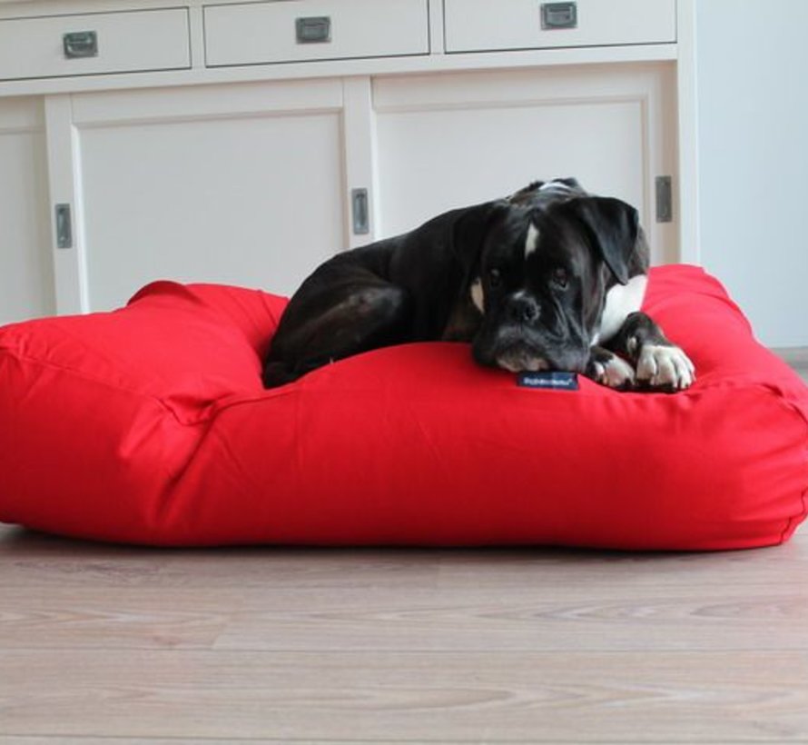 Dog bed red