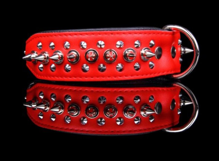 Leren halsband - met spikes - 32-41 cm x 40 mm - Rood/Zwart