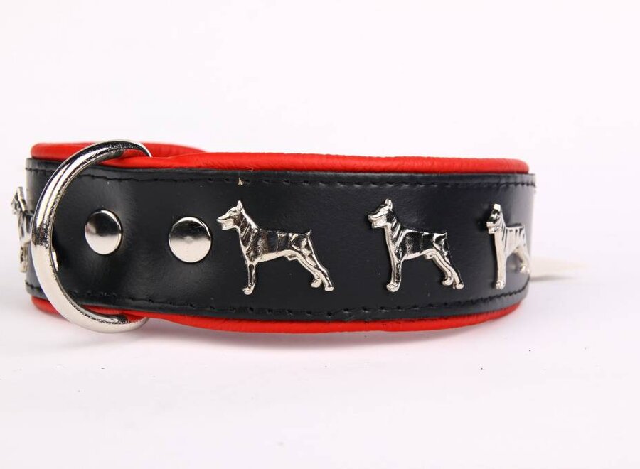 Collier de chien en cuir Dobermann