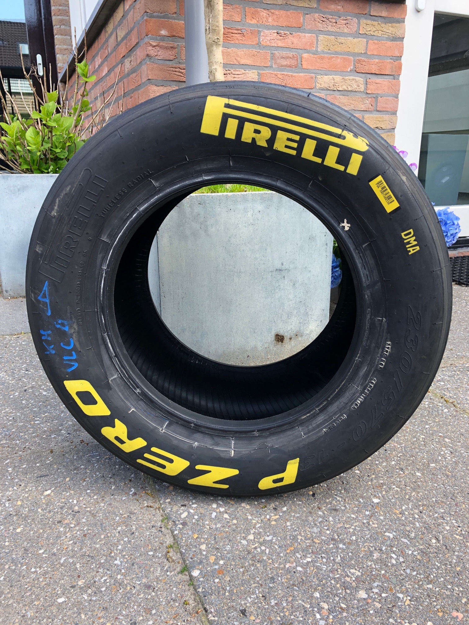 Pirelli F3 FRONT tire
