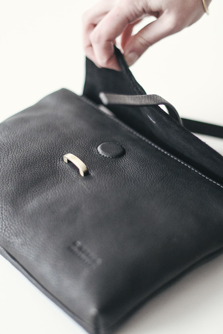 ELLA - Kleine Handtasche mit zwei Fächern – ELEKTROPULLI