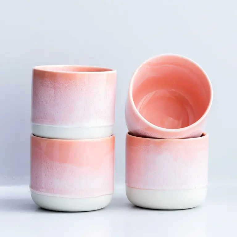 "Sip Cup" - Kleiner Becher von Arhoj