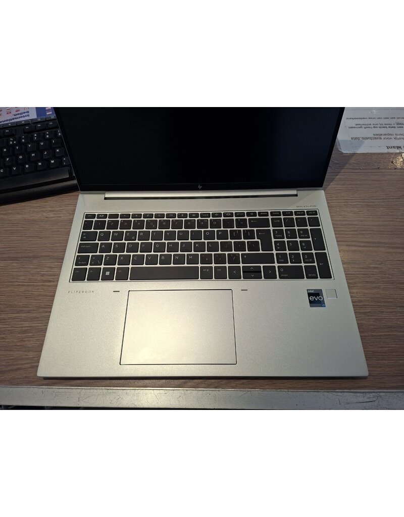 HP 860 G10 I7 1355U/ 16GB/ 512GB/ FHD/ W11/ WIFI