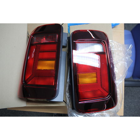 Volkswagen Facelift LED tail lights - Caddy - Smoke tailgate