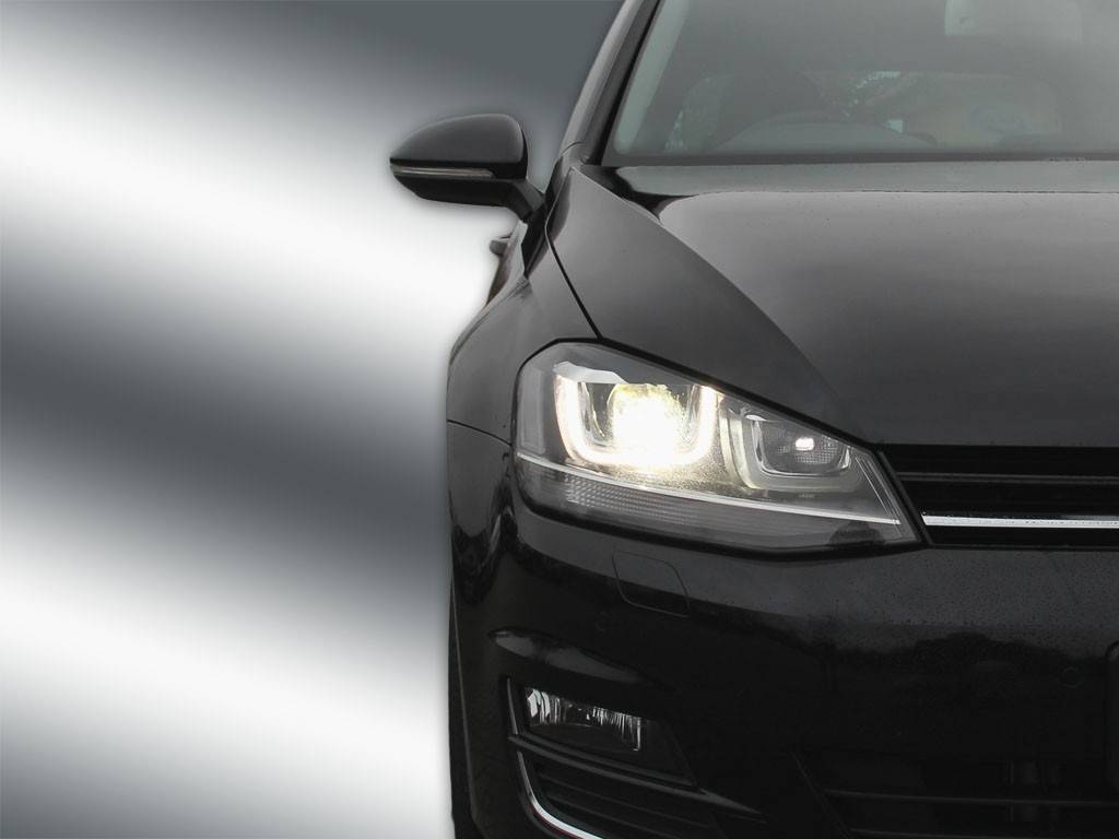 Komplettset Bi-Xenonscheinwerfer mit LED TFL für VW Golf 7 - Antrieb Front  (0N1) - Car Gadgets BV