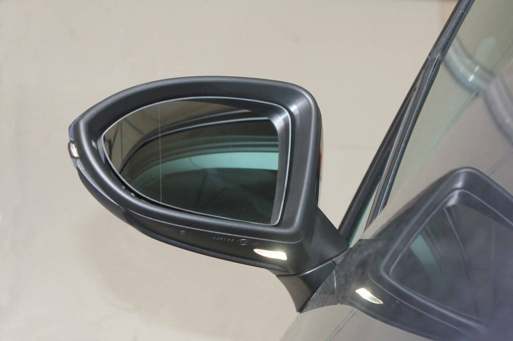 VW Golf 7 Außenspiegel Rückspiegel Spiegel Links el.anklappbar