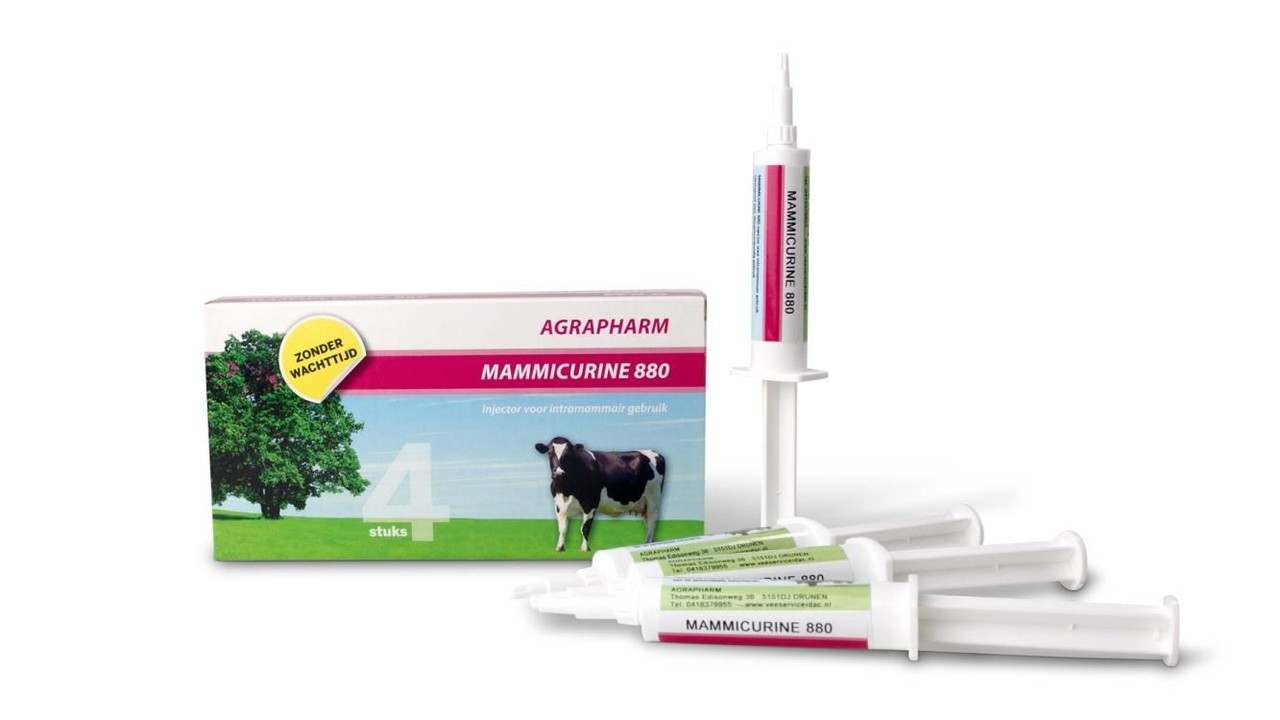 Agrapharm Mammicurine 880 mastitis Injectoren 4 stuks Agrapharm Mammicurine 880 mastitis Injectoren 4 stuks
