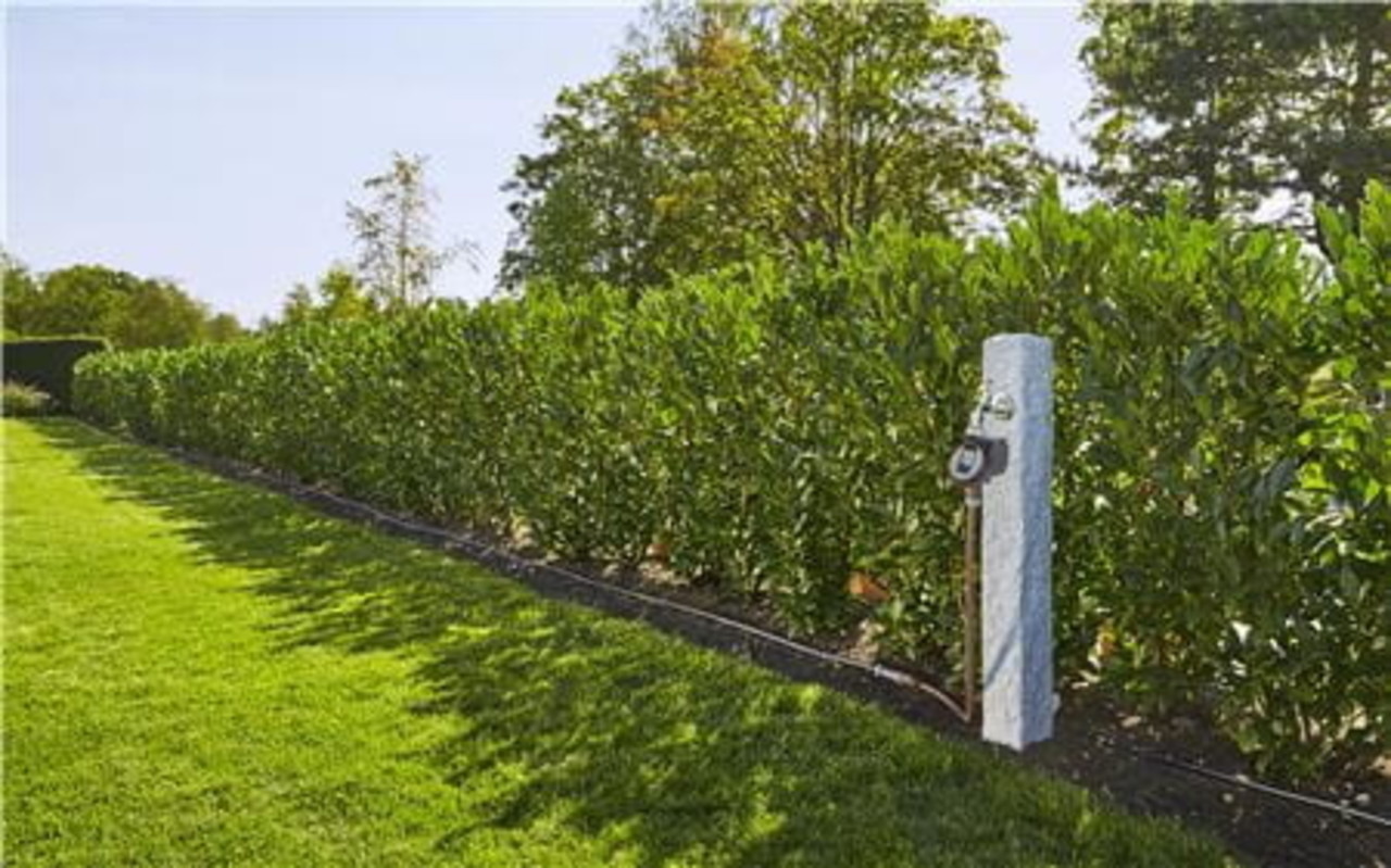 Gardena Startset M voor rijplanten met besproeiingscomputer Gardena Startset M voor rijplanten met besproeiingscomputer