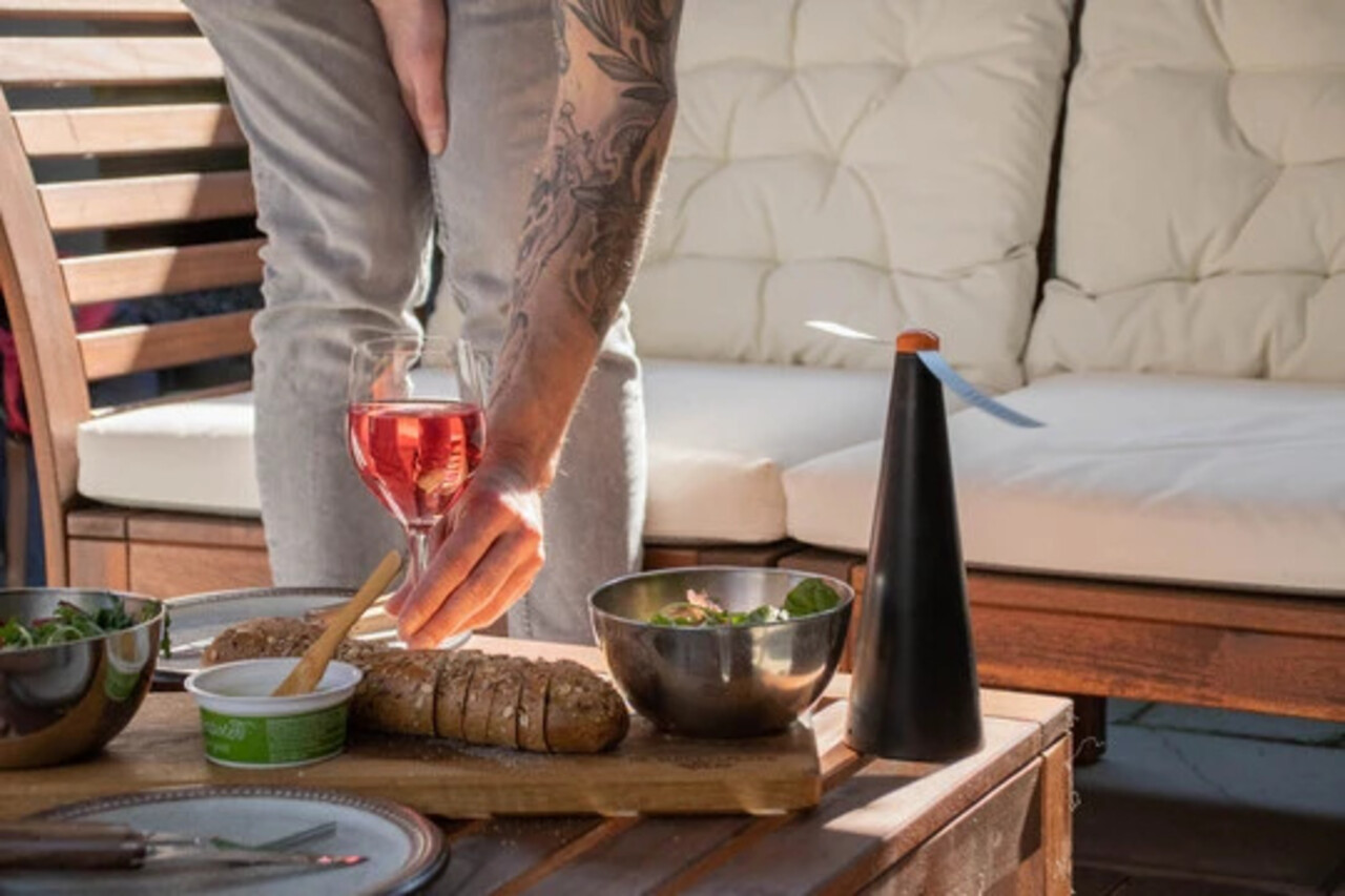 Knock Off Vliegenverjager Knock Off Vliegenverjager