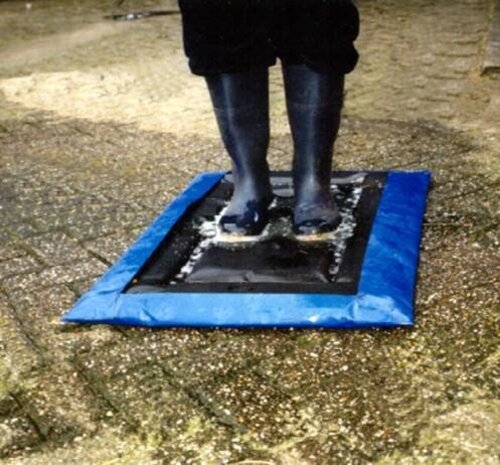 Agriprom Desinfectiemat met opvanghoes 180 x 90 cm Agriprom Desinfectiemat met opvanghoes 180 x 90 cm