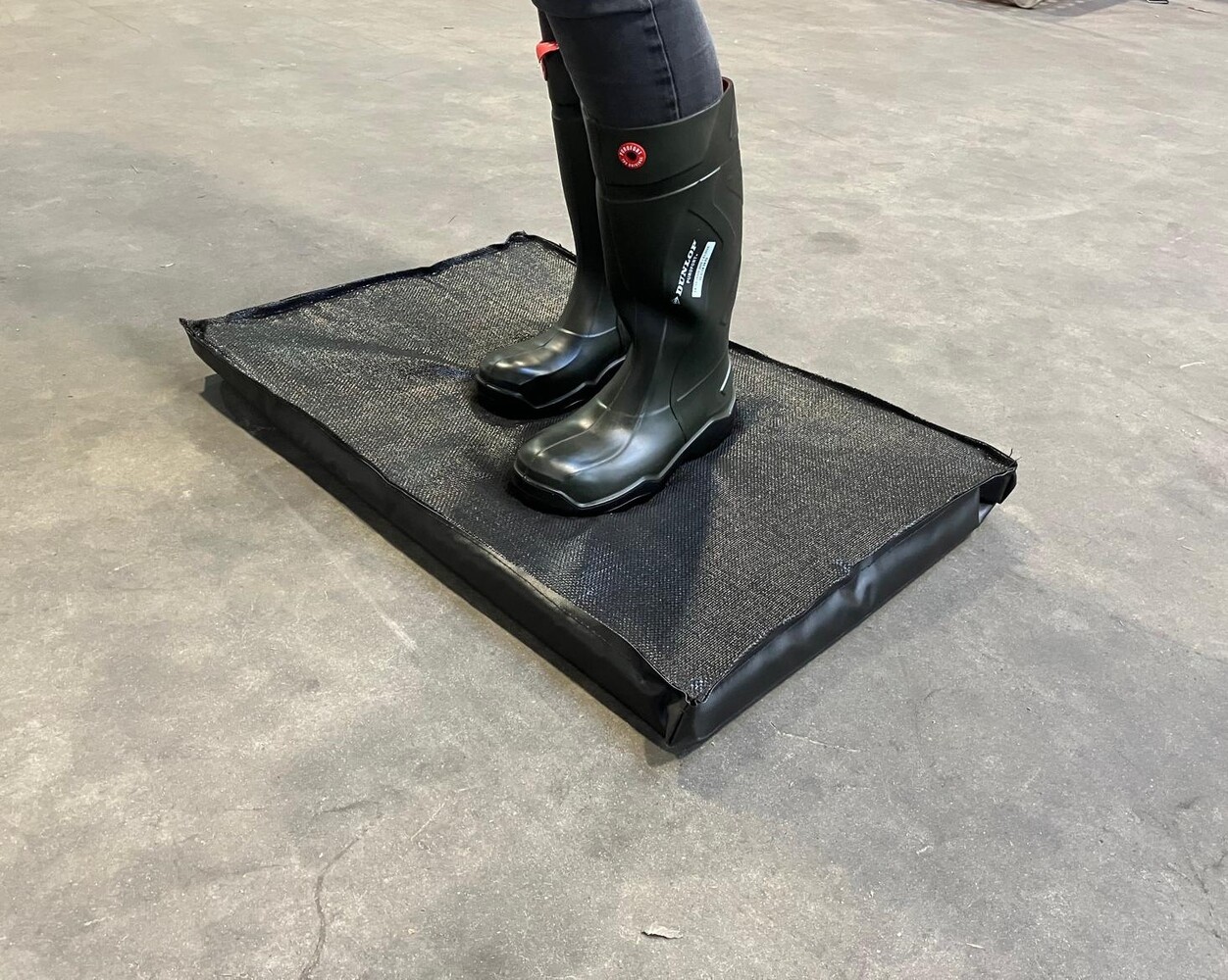 Agriprom Desinfectiemat vaste hoes 80 x 50 cm Agriprom Desinfectiemat vaste hoes 80 x 50 cm