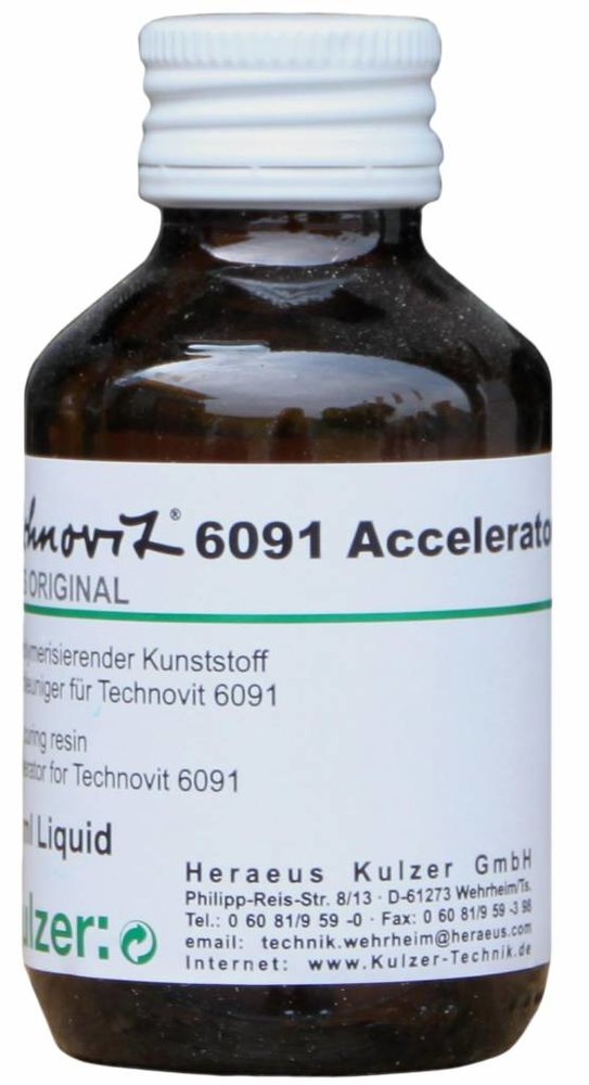 Technovit Technovit versneller 70 ml Technovit Technovit versneller 70 ml