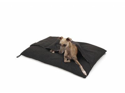 Zacht en warm Hondenkussen met hoes - 51Degrees North Trendy Pillowbag - Bruin of Antraciet in Large of Medium