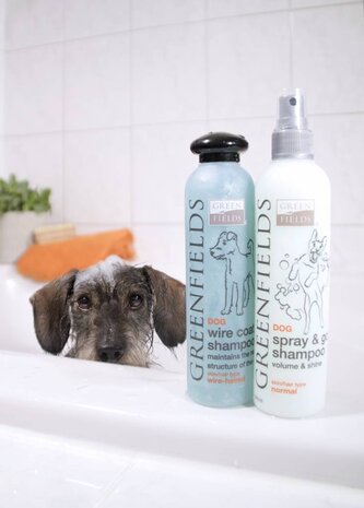 Shampoo honden met een ruwe - Max&Luna