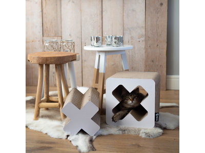 Krabmeubel voor Katten - 2 in 1 - District 70 TREASURE Small - Zwart & Wit 28x28x28cm