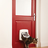 PetSafe PetSafe Staywell® 400 Serie Deluxe Magnetisch kattenluik met magnetische hanger en 4-standenvergrendeling - Voor katten tot 7 kg - Bruin en Wit PetSafe PetSafe Staywell® 400 Serie Deluxe Magnetisch kattenluik met magnetische hanger en 4-standenvergrendeling - Voor katten tot 7 kg - Bruin en Wit