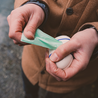Beco Beco Pocket - Milieuvriendelijke Poepzakhouder - Te bevestigen aan riem, inclusief 15 Hondenpoepzakjes - in Groen, Naturel, Blauw en Roze Beco Beco Pocket - Milieuvriendelijke Poepzakhouder - Te bevestigen aan riem, inclusief 15 Hondenpoepzakjes - in Groen, Naturel, Blauw en Roze