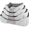 Scruffs Scruffs Highland Box Bed - Stevige Hondenmand van Hoogwaardige Chenille stof met anti-slip onderzijde - Blauw, Rood of Grijs in S/M/L/XL Scruffs Scruffs Highland Box Bed - Stevige Hondenmand van Hoogwaardige Chenille stof met anti-slip onderzijde - Blauw, Rood of Grijs in S/M/L/XL