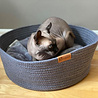 BeOneBreed Pet Cuddler - Knusse ronde mand voor katten en kleine hondjes - Grijs - Diameter 40 cm BeOneBreed Pet Cuddler - Knusse ronde mand voor katten en kleine hondjes - Grijs - Diameter 40 cm