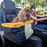 Kurgo Kurgo Skybox Booster Seat - Verhoogde autostoel met eenvoudige bevestiging voor kleine honden tot 13kg - Zwart/Oranje 30x40x20cm Kurgo Kurgo Skybox Booster Seat - Verhoogde autostoel met eenvoudige bevestiging voor kleine honden tot 13kg - Zwart/Oranje 30x40x20cm