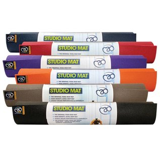 FITNESS MAD Studio Pro Yoga Mat 183 x 60 x 0.45cm (1.6kg) Oeko-tex huidvriendelijk high density yoga mat made in Germany phthalate free brandvertragend Grijs