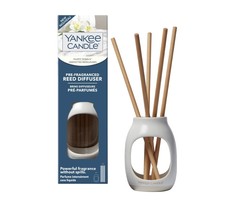 Yankee Candle Fluffy Towels Pre-Fragranced Reed Diffuser Starter Kit