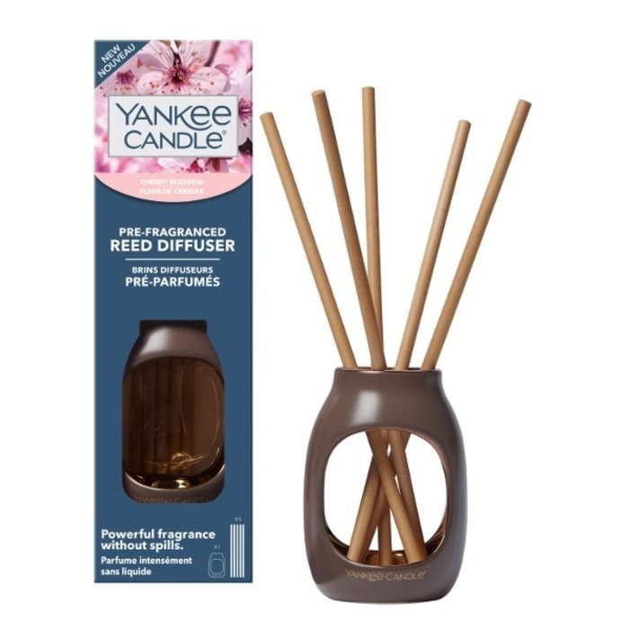 Yankee Candle Yankee Candle Cherry Blossom Pre-Fragranced Reed Diffuser Starter Kit