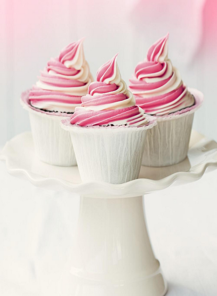 Village Candle Village Candle Cherry Vanilla Swirl Small Jar