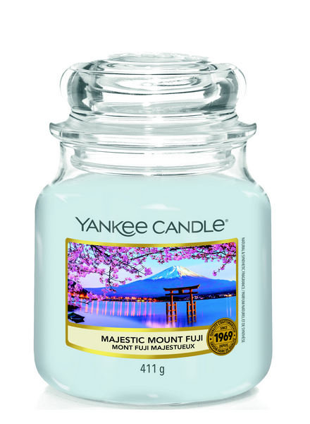 Yankee Candle Majestic Mount Fuji Medium Jar