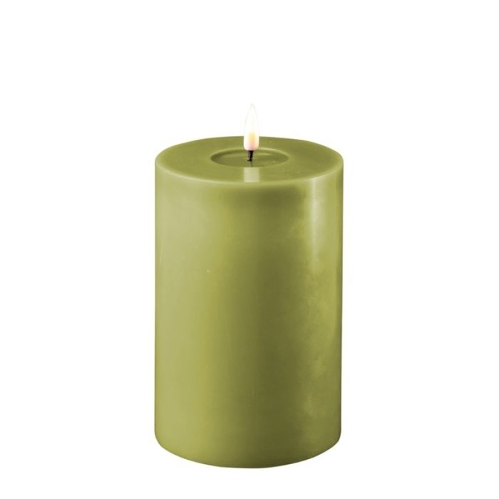 Deluxe Homeart Deluxe Homeart Led Kaars Olive Green Real Flame 10 x 15 cm