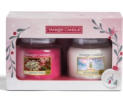 Yankee Candle Snow Globe Wonderland 2 Medium Jar Giftset