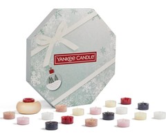 Yankee Candle Snow Globe Wonderland Advent Wreath Calendar 2022