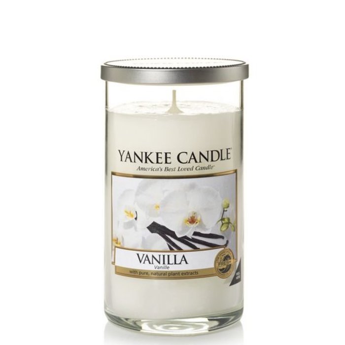 Yankee Candle Vanilla Medium Pillar