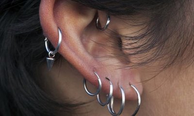 Set of earrings sale for 4 holes