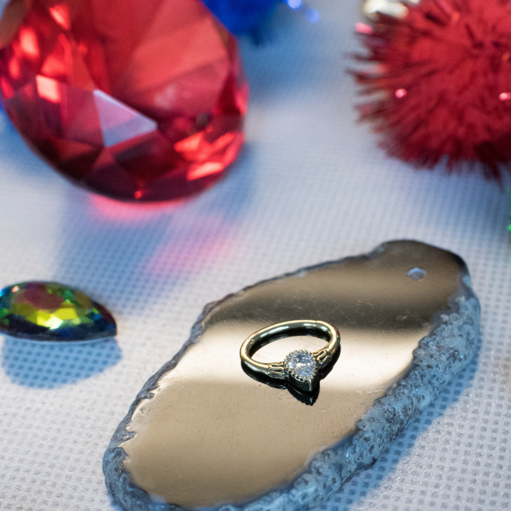 18 Karat Gold Septum/Daith Ring - Premium Zirconia Teardrop